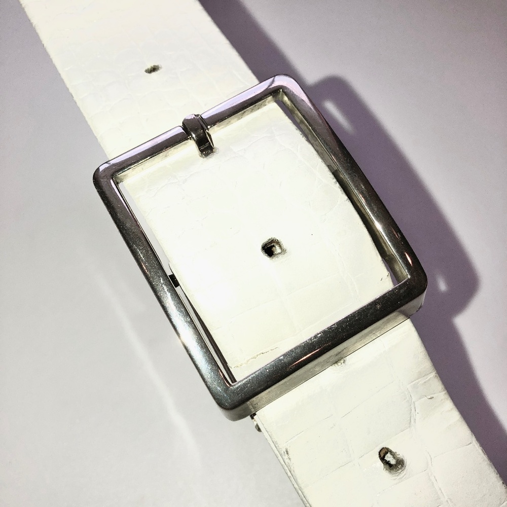 ABBE CREATION White Leather Belt with Silver Nickel Buckle, Vintage, Size 32